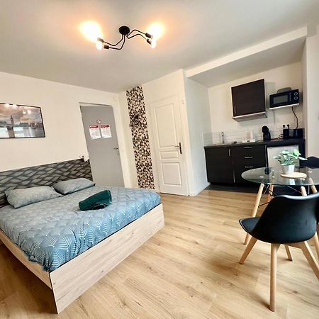 Studios Ideal Pro I Centre-Ville & Parking Gratuit Châtellerault Exterior foto