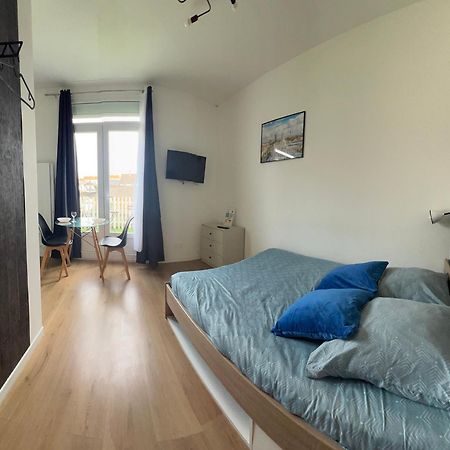 Studios Ideal Pro I Centre-Ville & Parking Gratuit Châtellerault Exterior foto