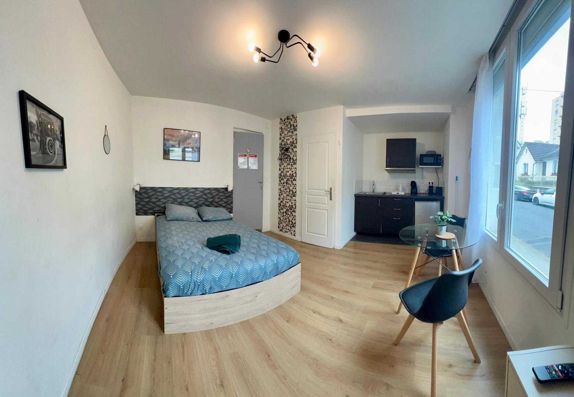 Studios Ideal Pro I Centre-Ville & Parking Gratuit Châtellerault Exterior foto