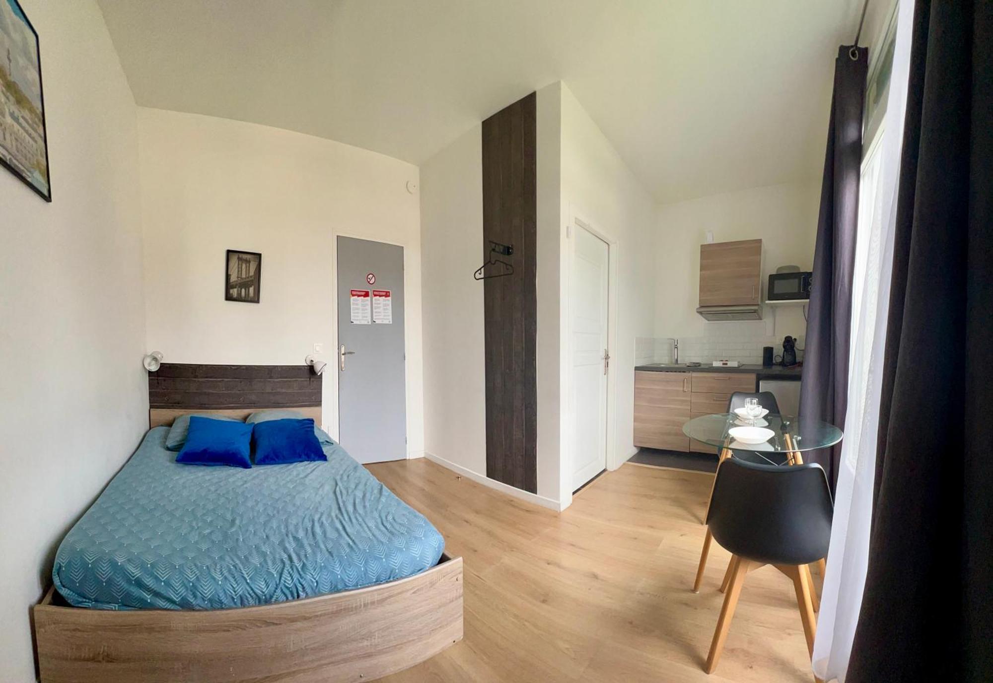 Studios Ideal Pro I Centre-Ville & Parking Gratuit Châtellerault Exterior foto